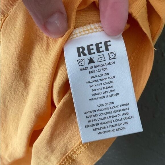 NWT Reef Gold Crys Muscle Tank - Picture 6 of 6